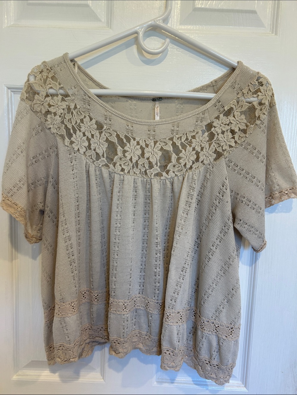 Free People Women's Lace Boho Short Sleeve Top - Beige, Small